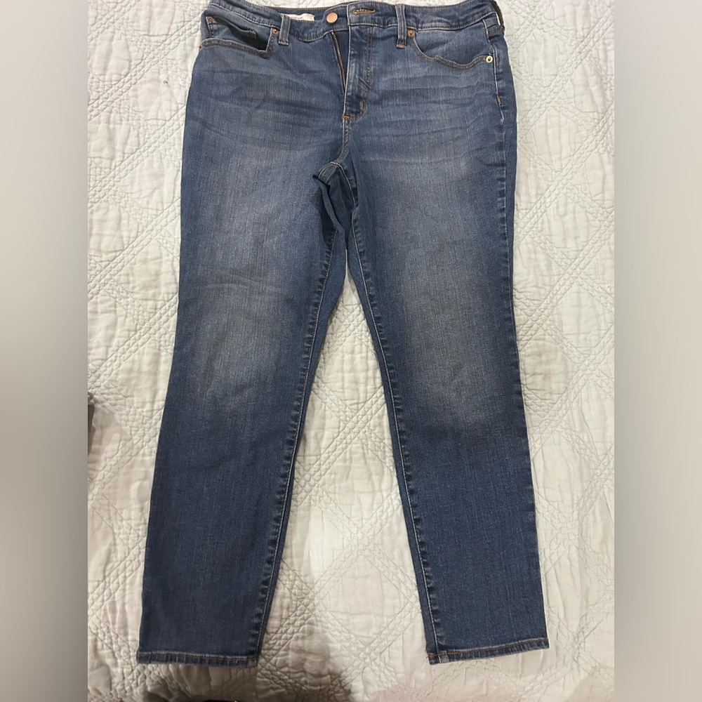 Universal Thread high rise Women's Jeans